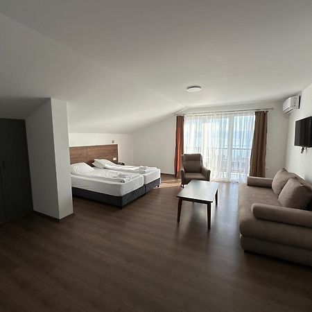 Villa Forest Ohrid เปสตานิ ภายนอก รูปภาพ