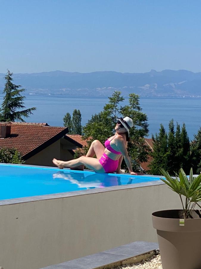 Villa Forest Ohrid เปสตานิ ภายนอก รูปภาพ