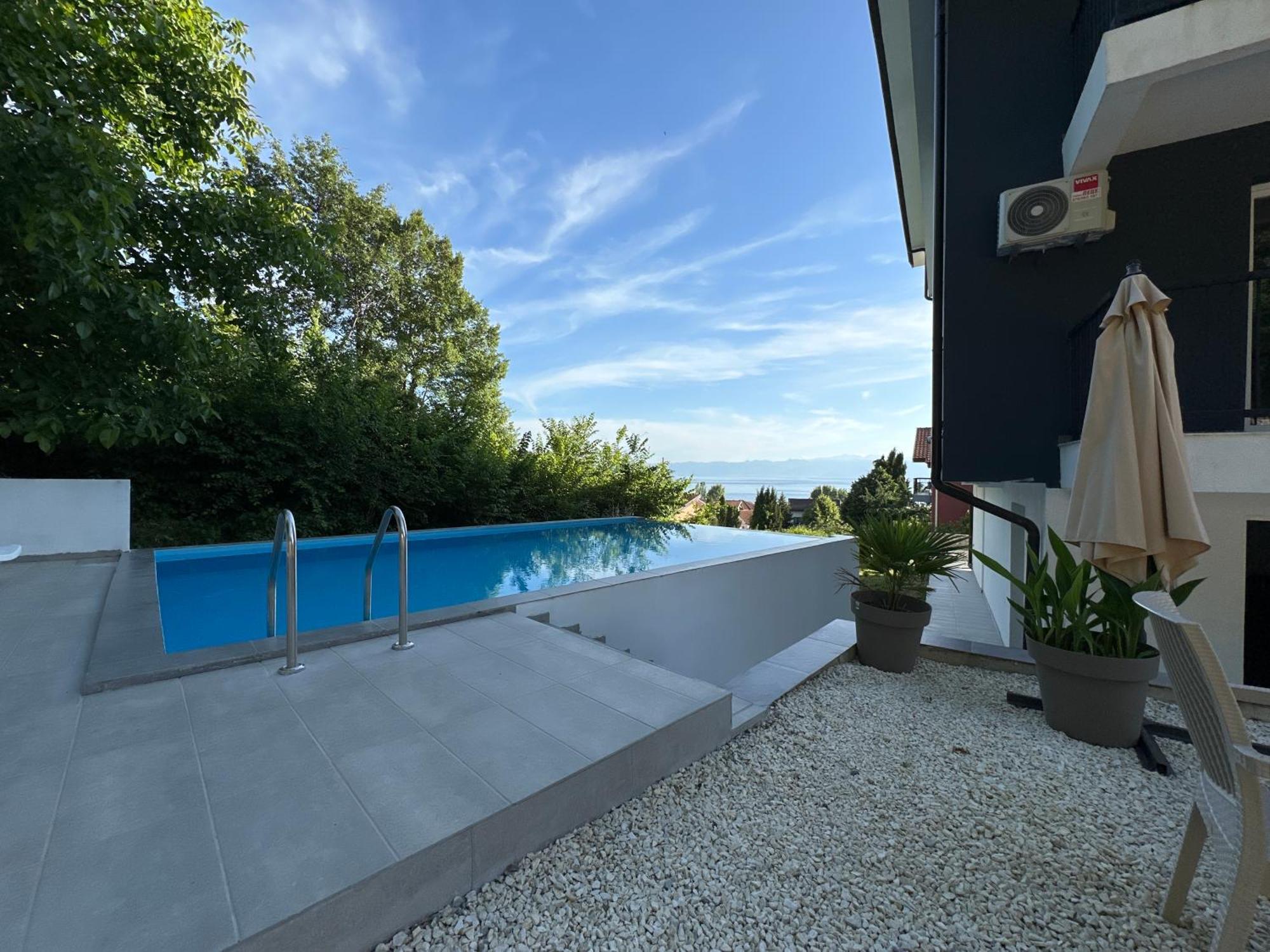 Villa Forest Ohrid เปสตานิ ภายนอก รูปภาพ